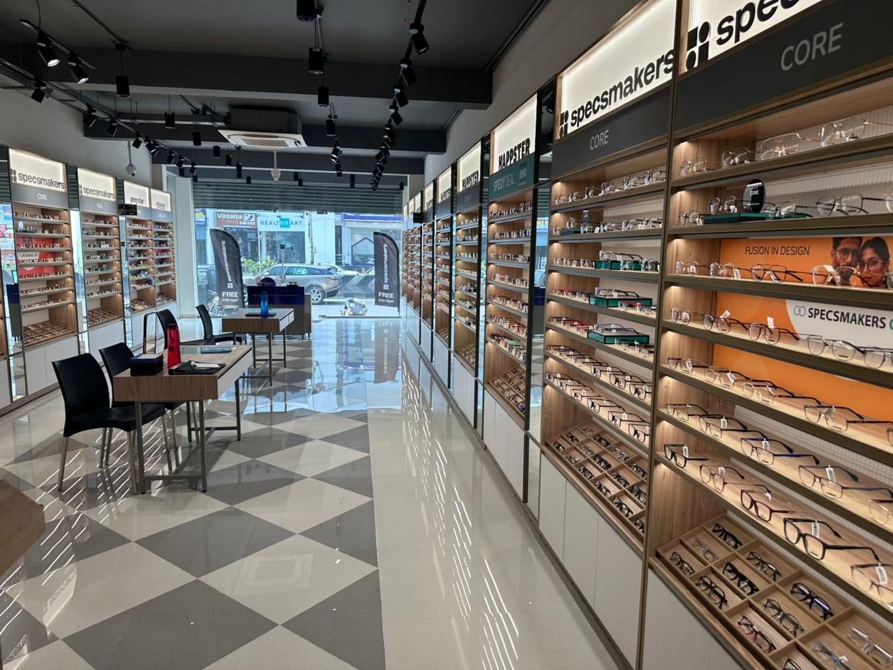 Store Image 4