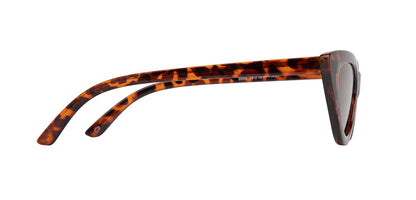 Brown_Demi_with_Demi_Lens